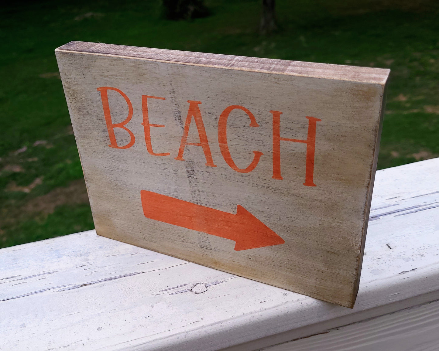 Beach This Way Shelf Décor