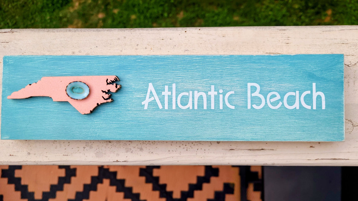 NC Beaches Shelf Décor