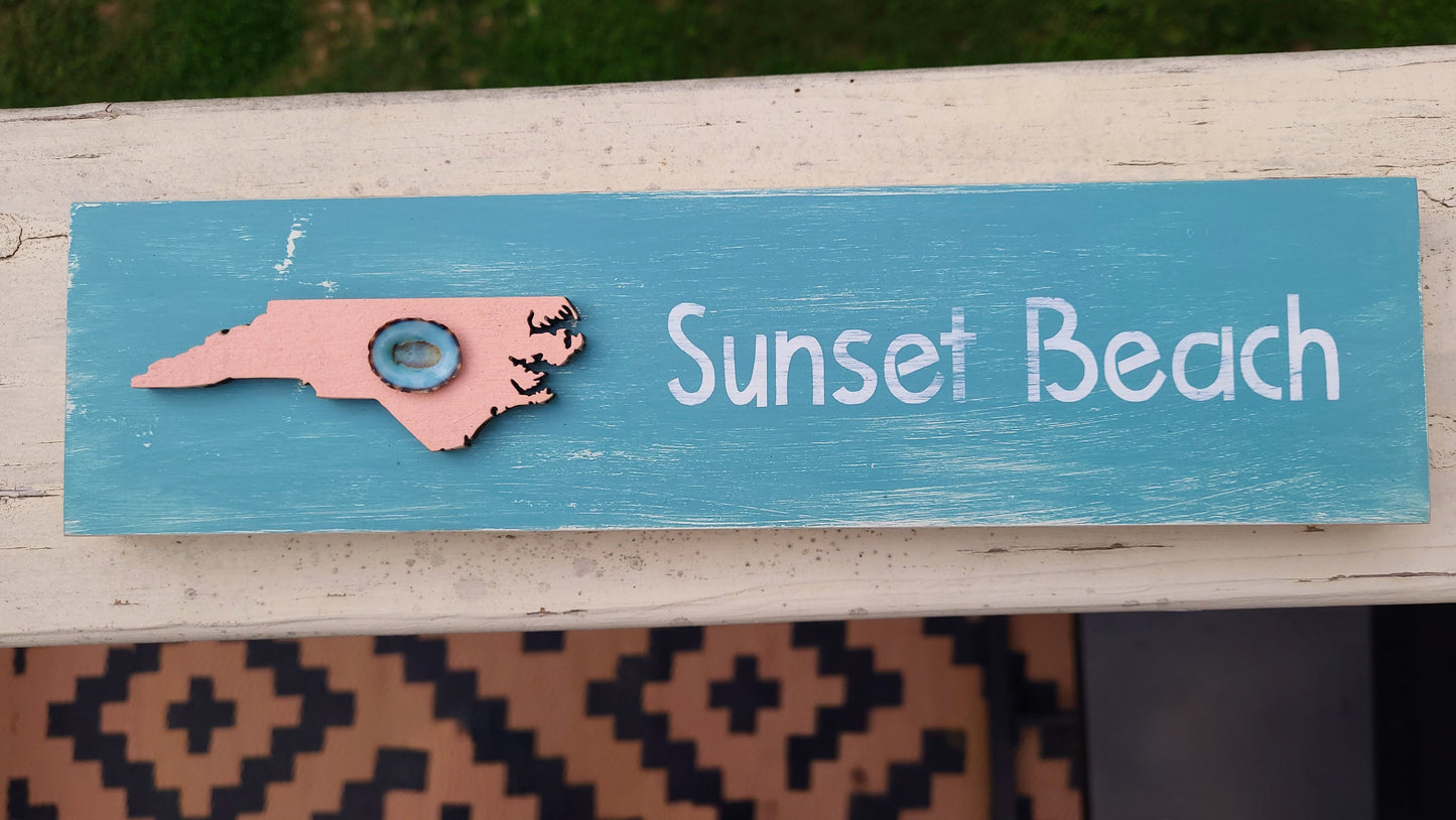 NC Beaches Shelf Décor