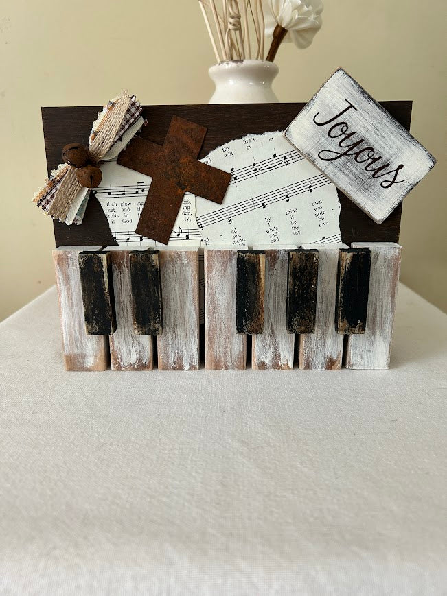 Rustic Crafts/ “Praise Piano” Shelf Décor – Brown